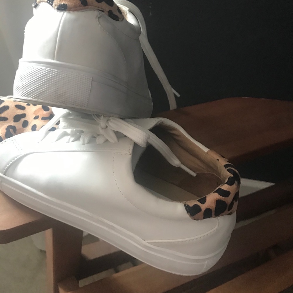 Shoes - Picture 3 of 5